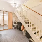 Przestrzeń pod schodami
